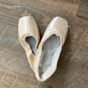 Sansha Ovation Ballet Pointe Shoes